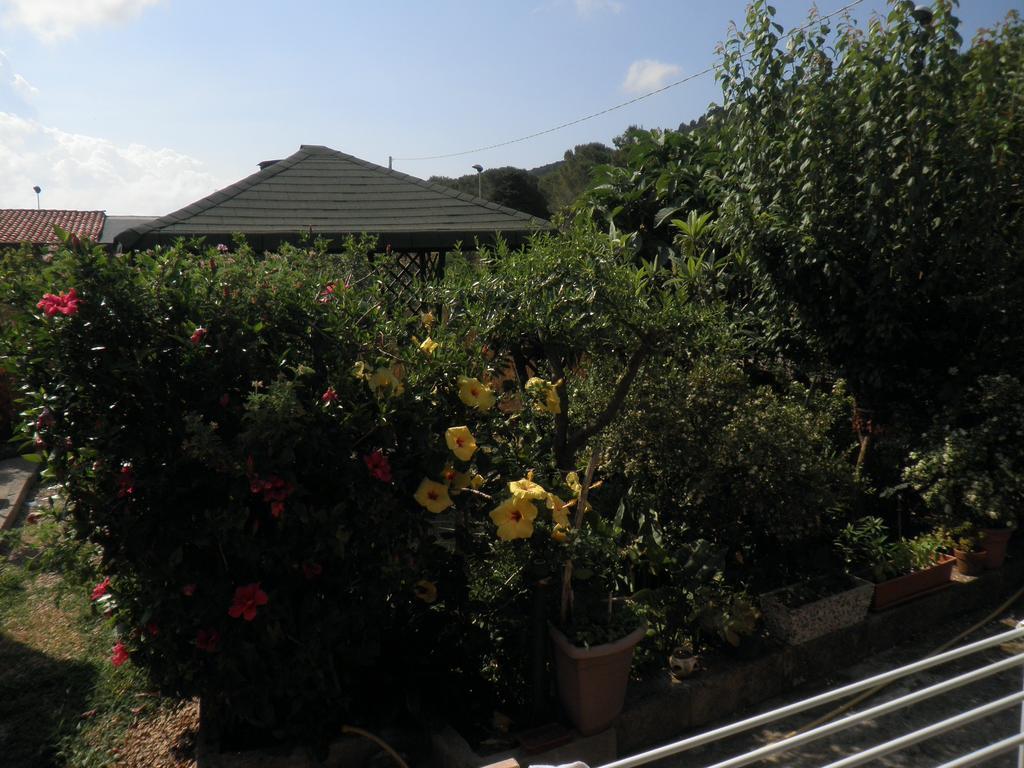 פרטיליה Appartamenti By The Hill מראה חיצוני תמונה